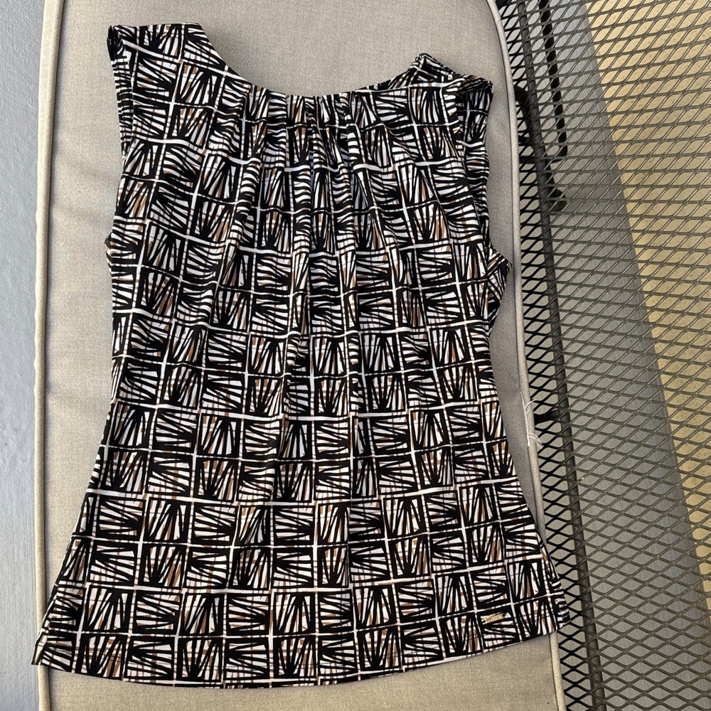Calvin Klein Geometric Black and White Top
